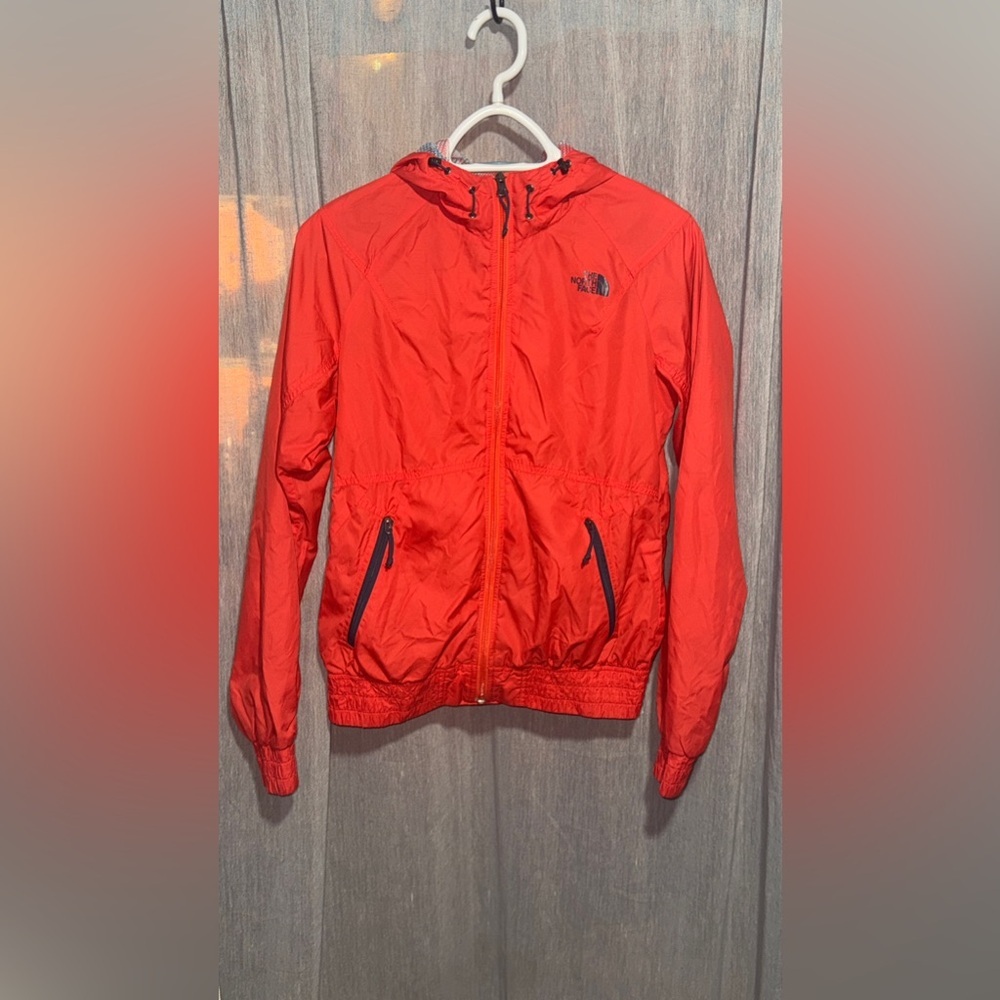 The Northface Windbreaker Jacket Size Small